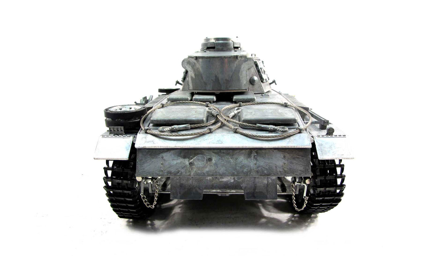 Panzer III 1:16 Professional Line III BB/UP