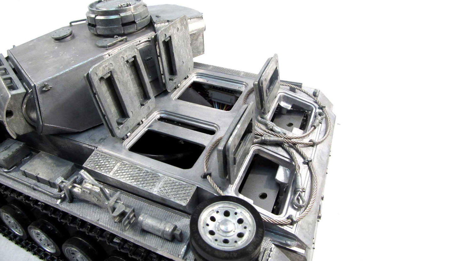 Panzer III 1:16 Professional Line III BB/UP