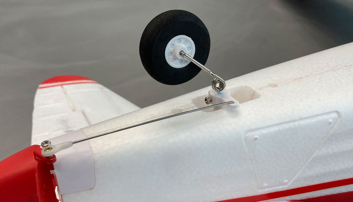 AMXFlight YAK-11 EPO 6S PNP Red/White
