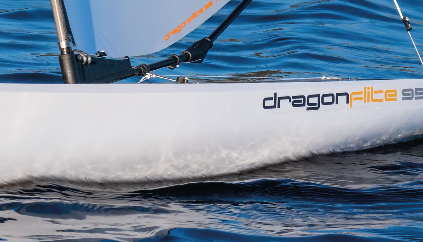 DragonFlite 95 Renn-Segelboot 950mm ARTR
