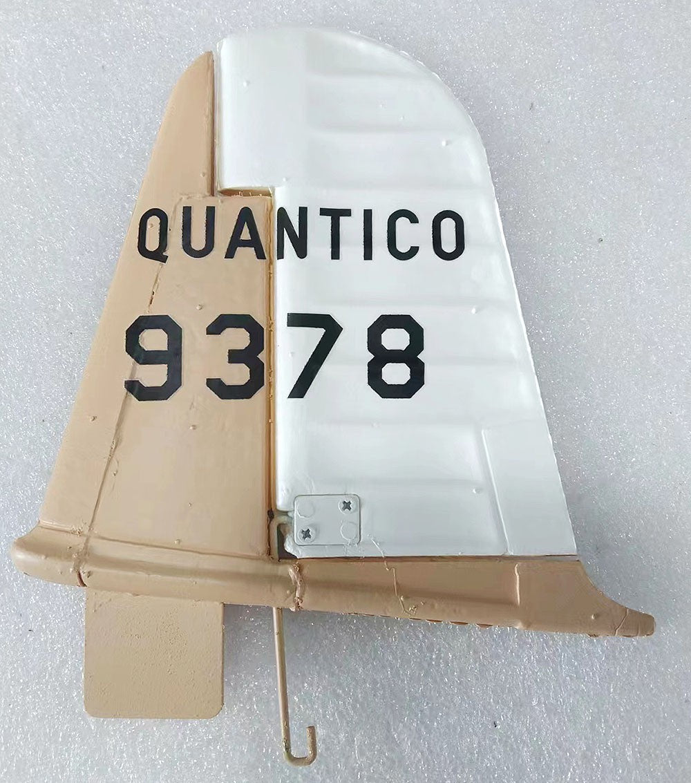 750mm F4U Corsair - rudder yellow