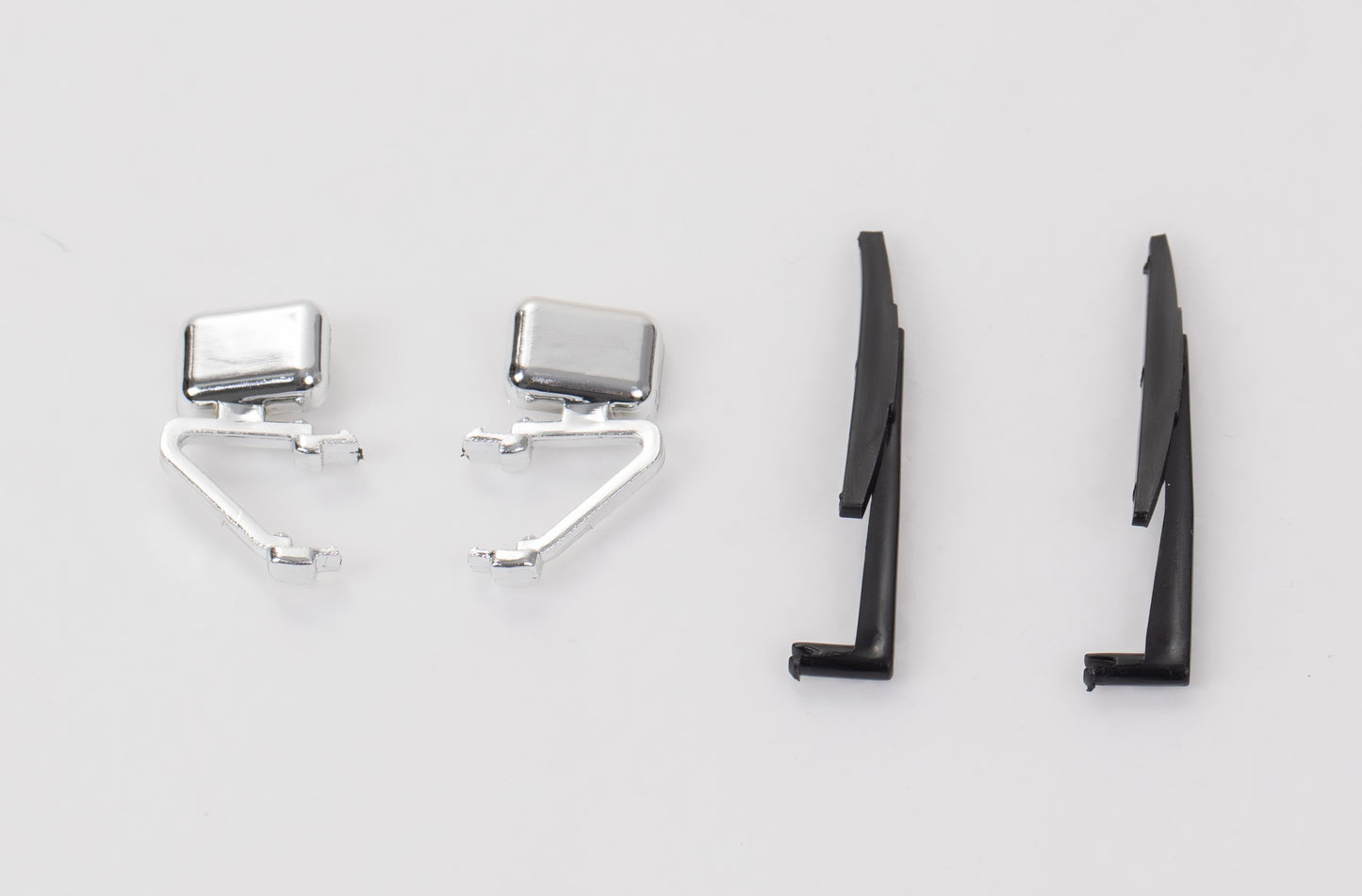 1/18 Toyota Hilux - Rearview mirror and wiper