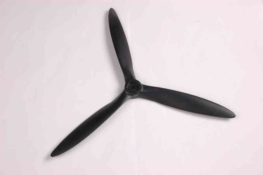 11x6 (3-blade) propeller for 1400mm Cessna 182
