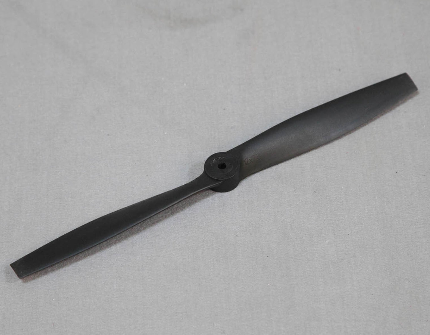 12x 7.5 (2-blade) Propeller for 1700mm PA-18 & 1800mm Ranger