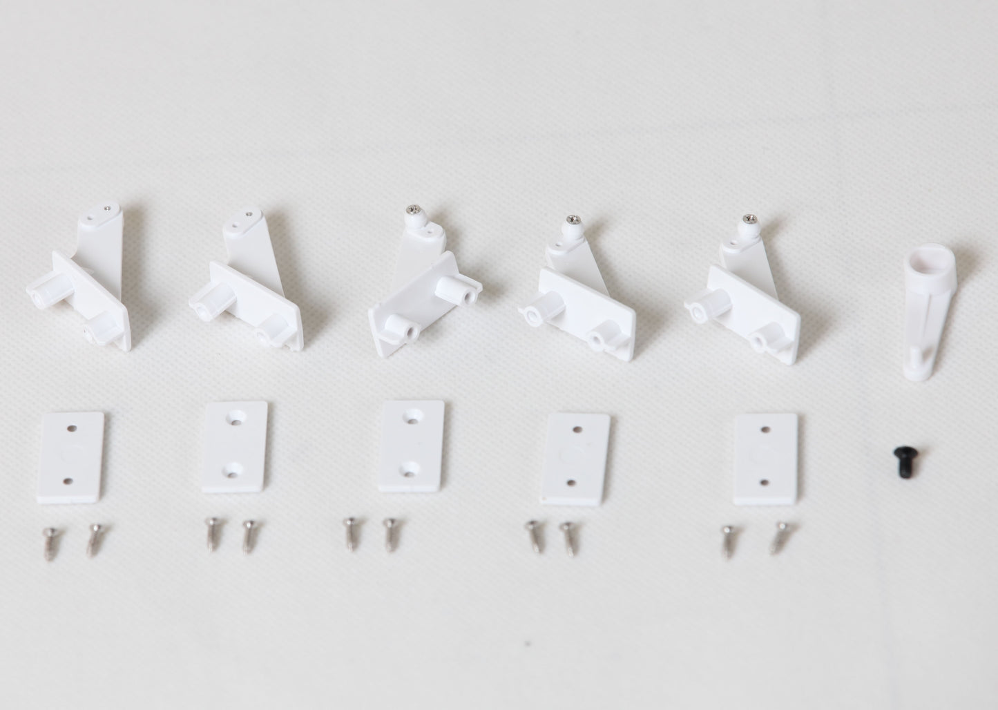 1800mm Ranger - Control horn set