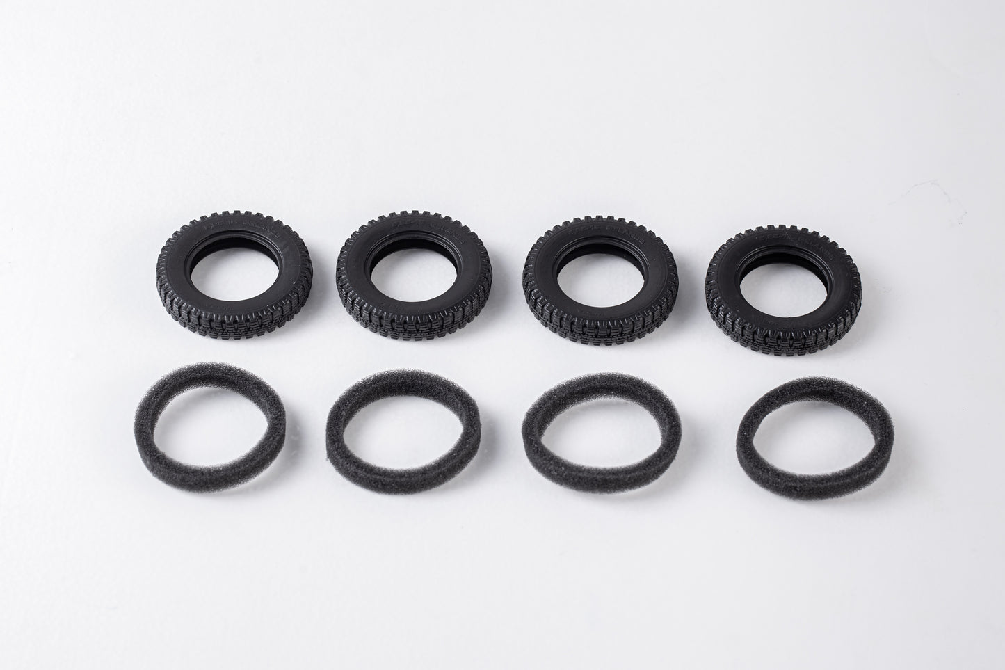 1/12 Type 82 Kubelwagen & 82e Beetle - tire with foam
