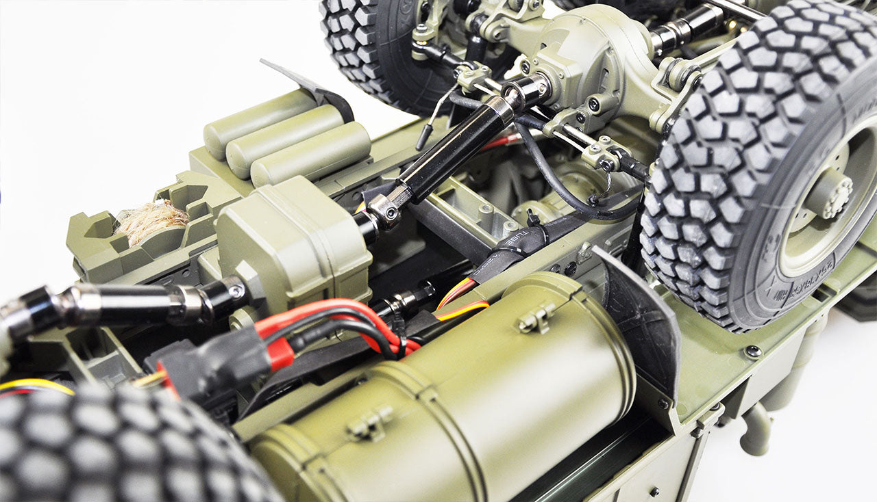 U.S. Militär Truck 8x8 With Ladefläche 1:12 RTR militärgrün