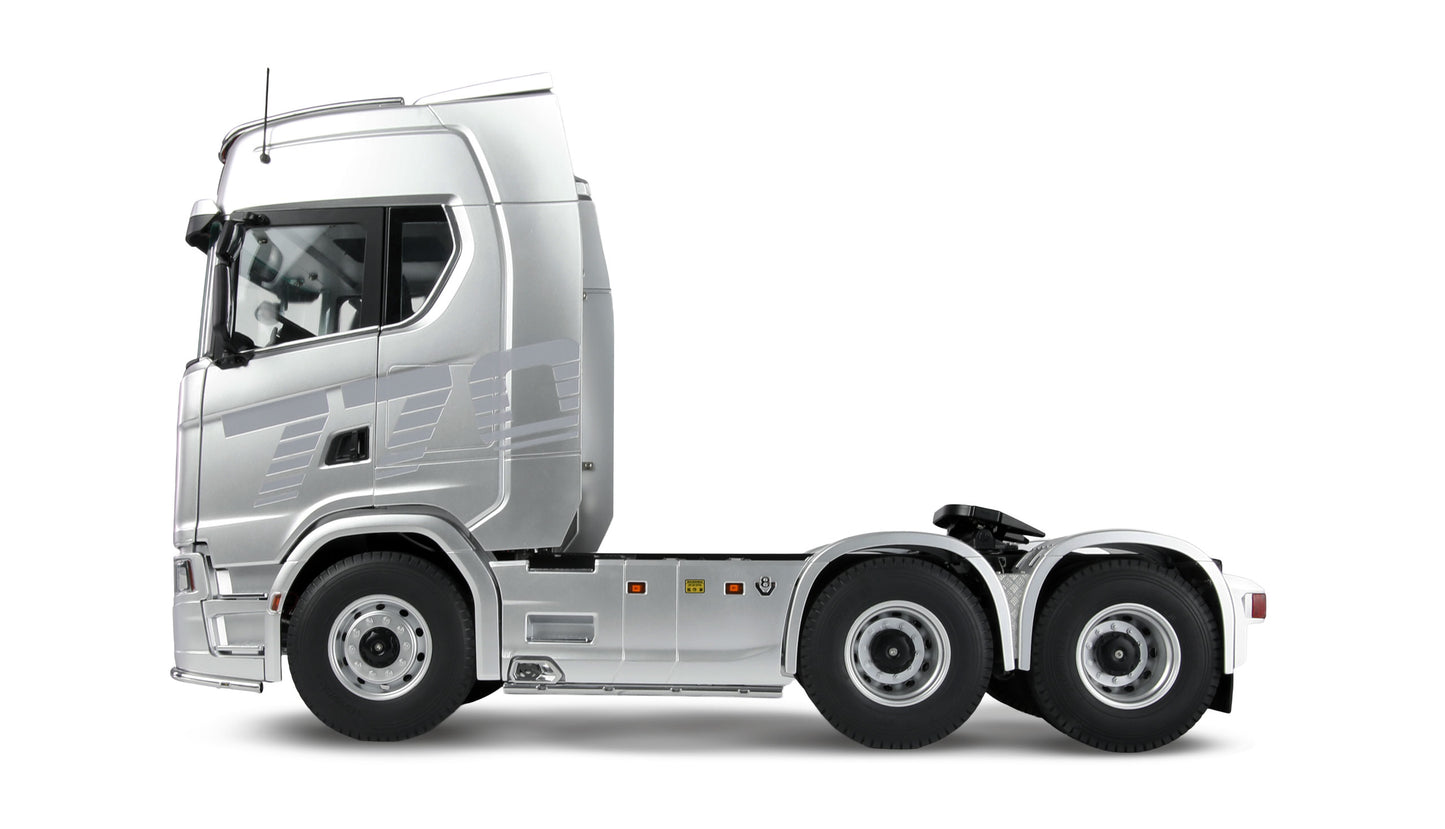 Scania 770 S Zugmaschine 6x6 1:14 RTR Silver