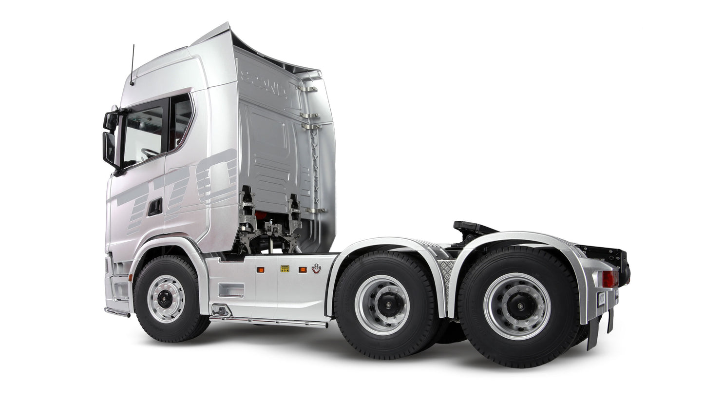 Scania 770 S Zugmaschine 6x6 1:14 RTR Silver
