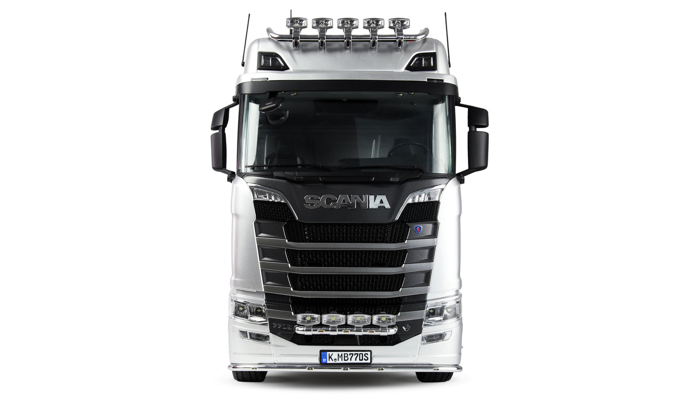 Scania 770 S Zugmaschine 6x6 1:14 RTR Silver