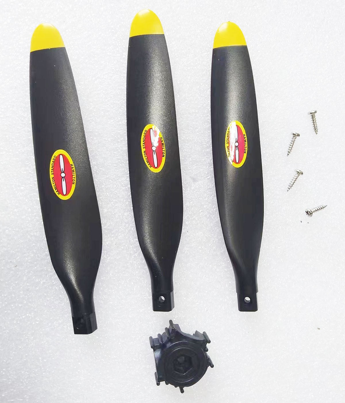 750mm F4U Corsair - propeller yellow